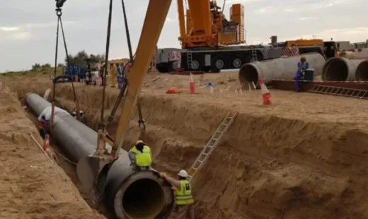 Pipes Lowering and Installation - Red Sea Arabia